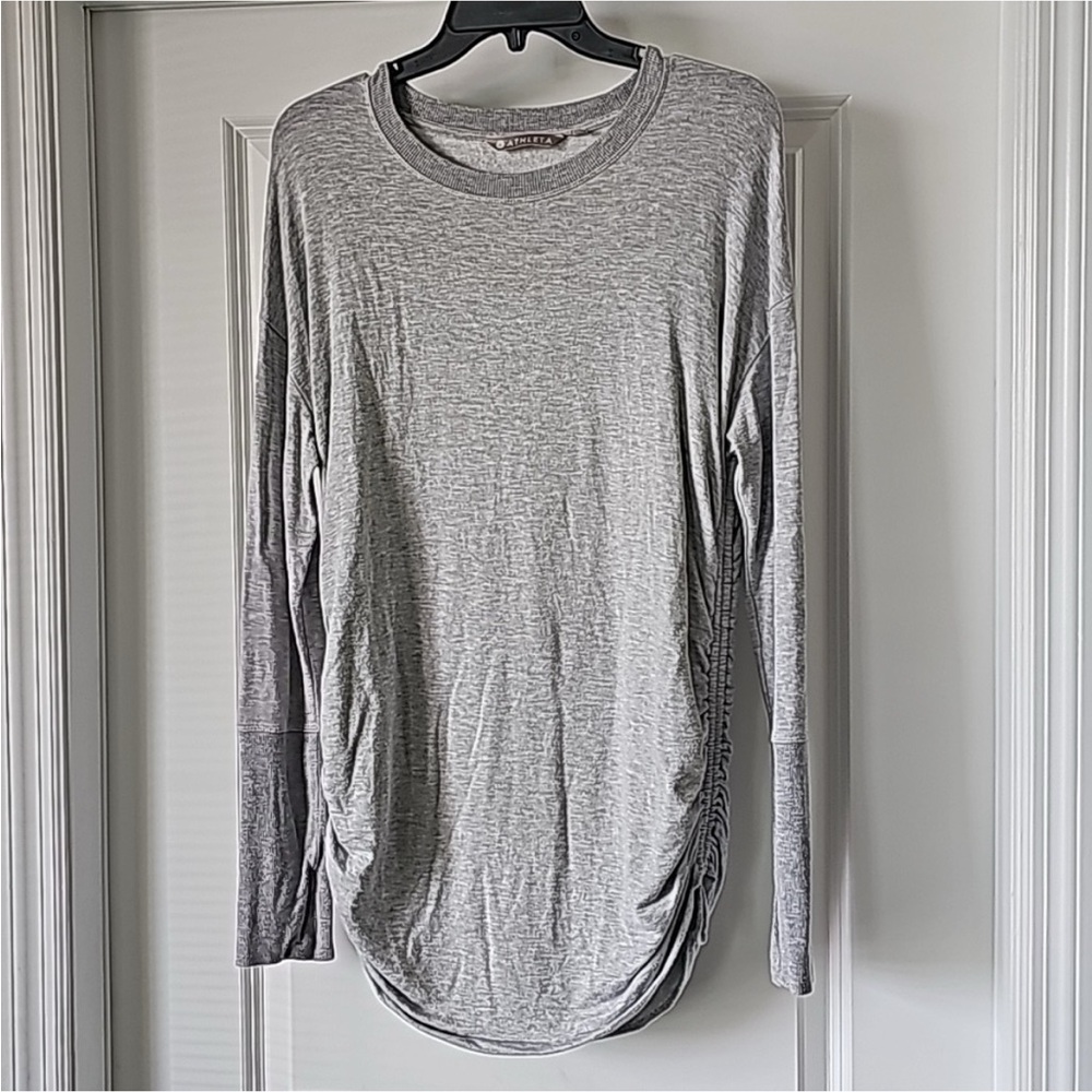 EUC Athleta Drishti Ruched Sweatshirt - Heathered Gray - Size Medium